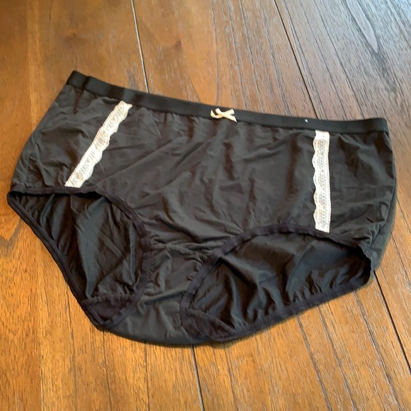 Cacique Intimates & Sleepwear Cacique Extra Soft Lace Trim Full